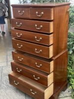 Fine Antique Mahogany Chest on Chest - Image 3