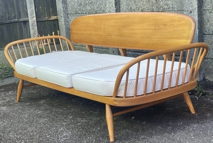 Stunning Retro Ercol Sofa Daybed Original Very Clean - Image 5