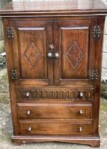 Superb Arts and Crafts Solid Oak Tallboy Cabinet Storage - Image 3