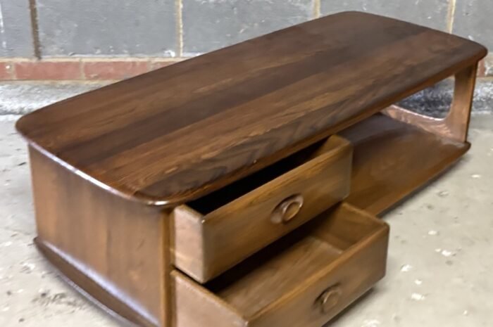Fine Ercol Minerva TV Coffee Table - Image 4