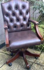 Fine Antique Style Conker Brown Swivel Office Directors Armchair - Image 5