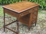 Small Victorian Mahogany Writing Desk Sheraton Inlay & Leather - Image 5
