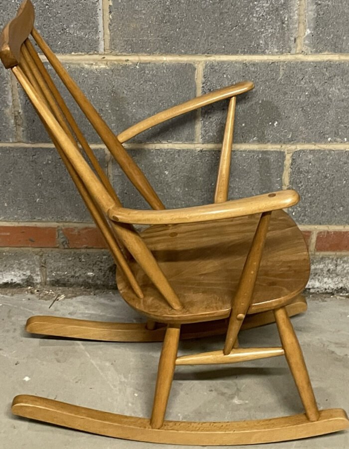 Ercol Goldsmiths Rocking Armchair Vintage Beech & Elm Chair - Image 4