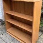Stunning Modern Ercol Windsor Bookcase 2 Adjustable Shelves