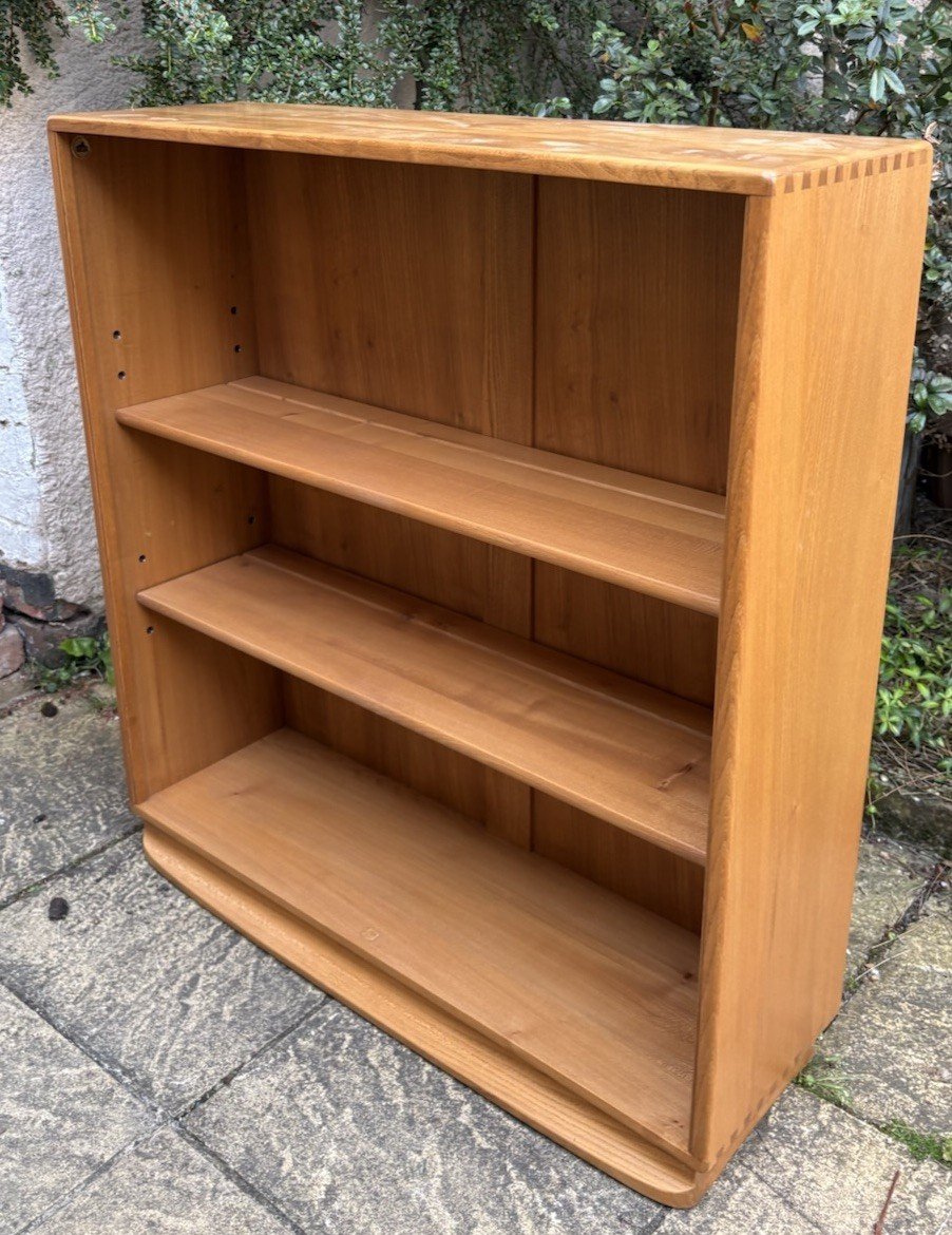 s-l1600-122.jpg Stunning Modern Ercol Windsor Bookcase 2 Adjustable Shelves - Image 1