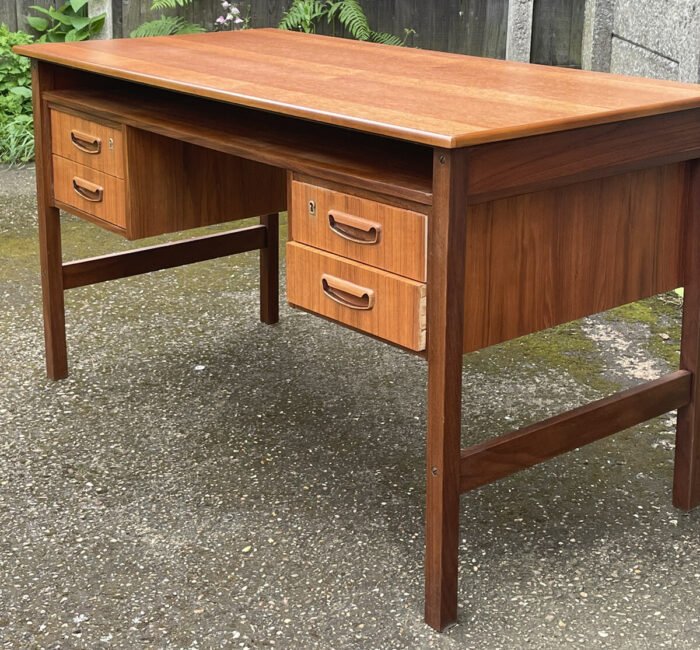 Superb Retro Danish Teak Writing Desk - Image 5