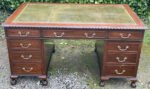 Superb Victorian Mahogany Pedestal Kneehole Writing Desk with Leather Top - Image 2