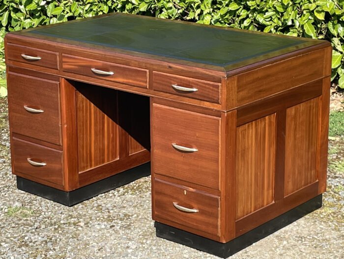 Superb Mid Century Mahogany Pedestal Desk with Leather Top - Image 2