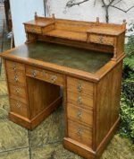 Rare Victorian Arts & Crafts Hobbs of London Oak Writing Desk - Image 2