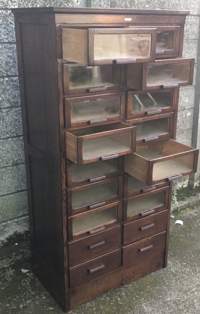 Rare Oak Haberdashery Shop Cabinet 18 Drawer Vintage - Image 4