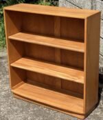 Stunning Modern Ercol Bookcase Solid Elm 2 Adjustable Shelves Excellent Condition - Image 4