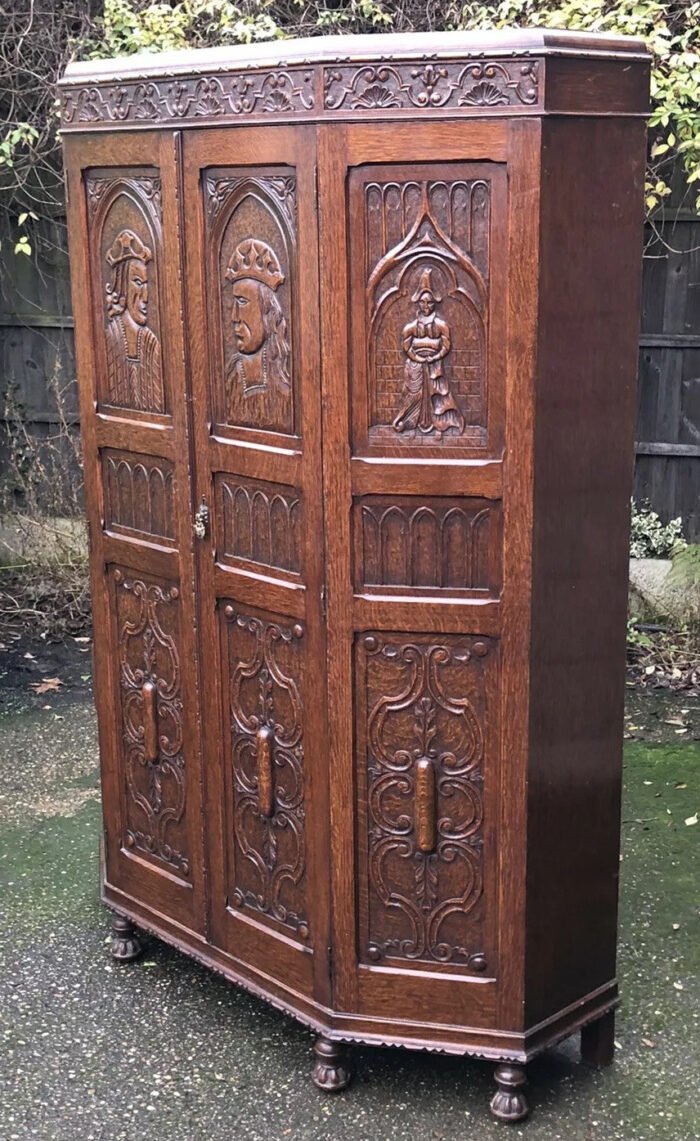 Rare Arts & Crafts Carved Solid Oak 2 Door Wardrobe Antique Hall Wardrobe - Image 4