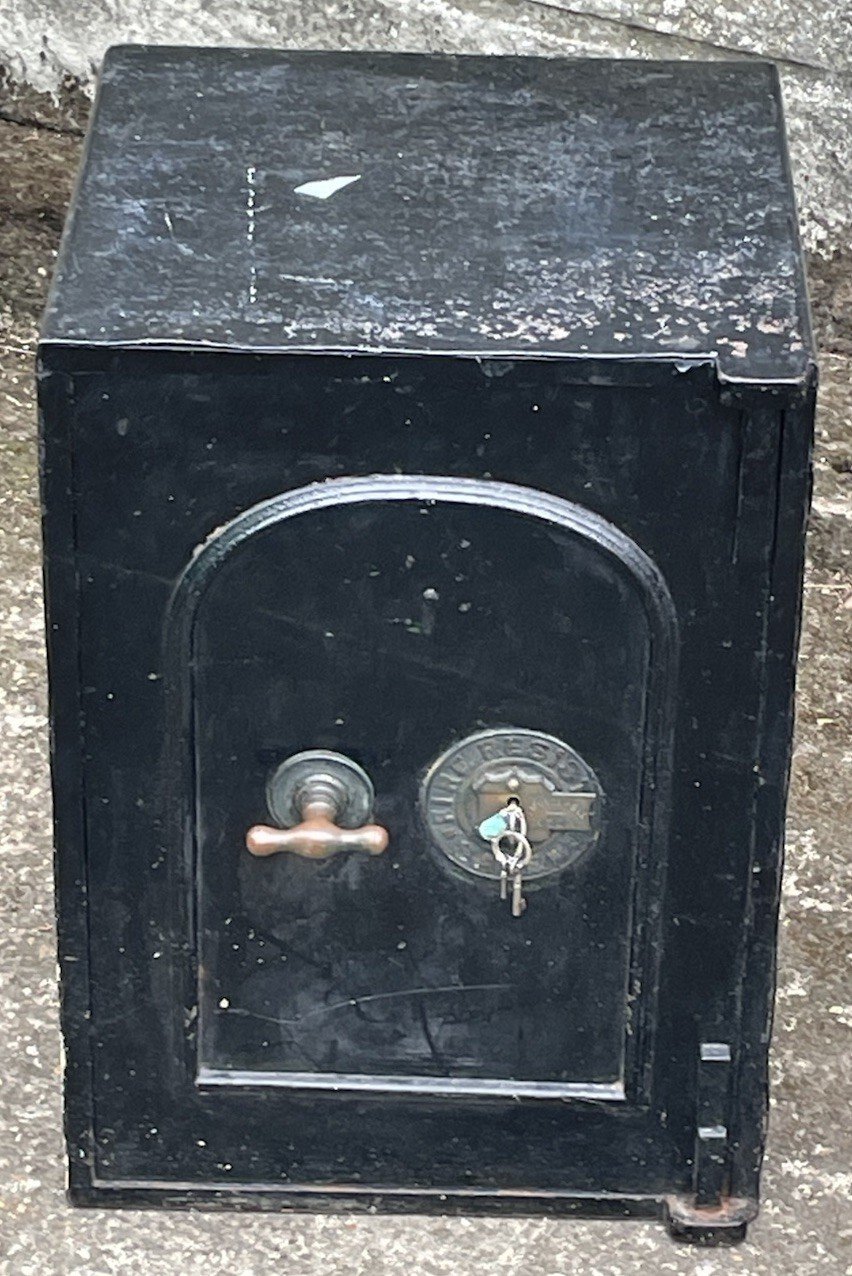 s-l1600-1412.jpg Antique Fire Resistant Home Office Safe with Keys - Image 1
