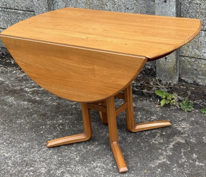 Rare Retro Ercol Campden Extending Dining Table Solid Elm UK Delivery - Image 2