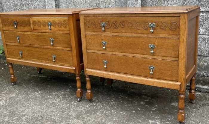 Pair of Arts & Crafts Golden Oak 3 Drawer Chests His & Hers - Image 2