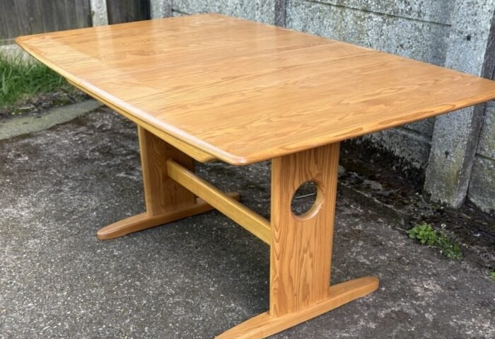 Ercol Windsor Extending Dining Table Solid Elm Light Finish - Image 2
