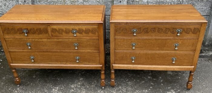 Pair of Arts & Crafts Golden Oak 3 Drawer Chests His & Hers - Image 4