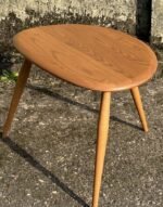 Ercol Medium Pebble Coffee Table Solid Ash Modern Side Table - Image 4