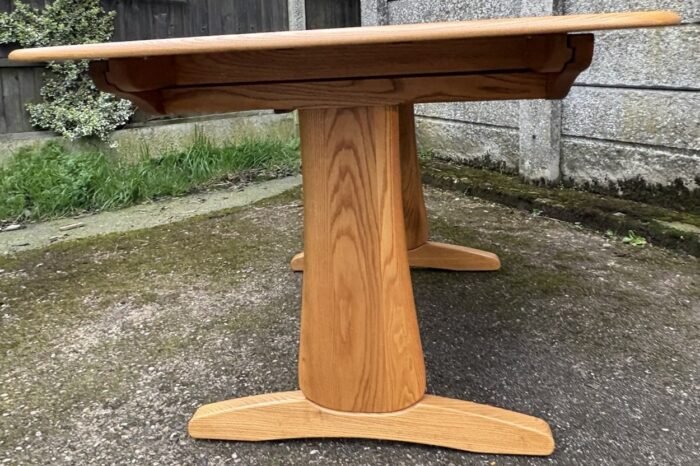 Ercol Windsor Extending Dining Table Solid Elm Dining Table - Image 5