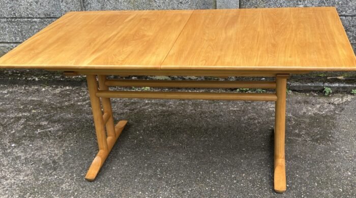 Ercol 3 Leaf Extending Dining Table Solid Elm & Beech - Image 2