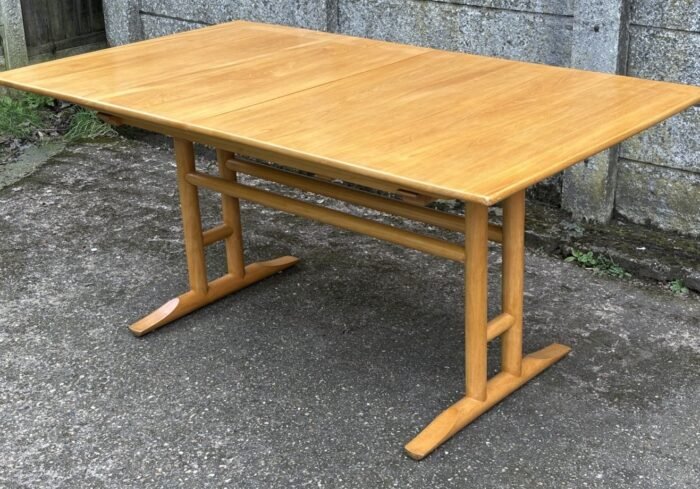 Ercol 3 Leaf Extending Dining Table Solid Elm & Beech - Image 3