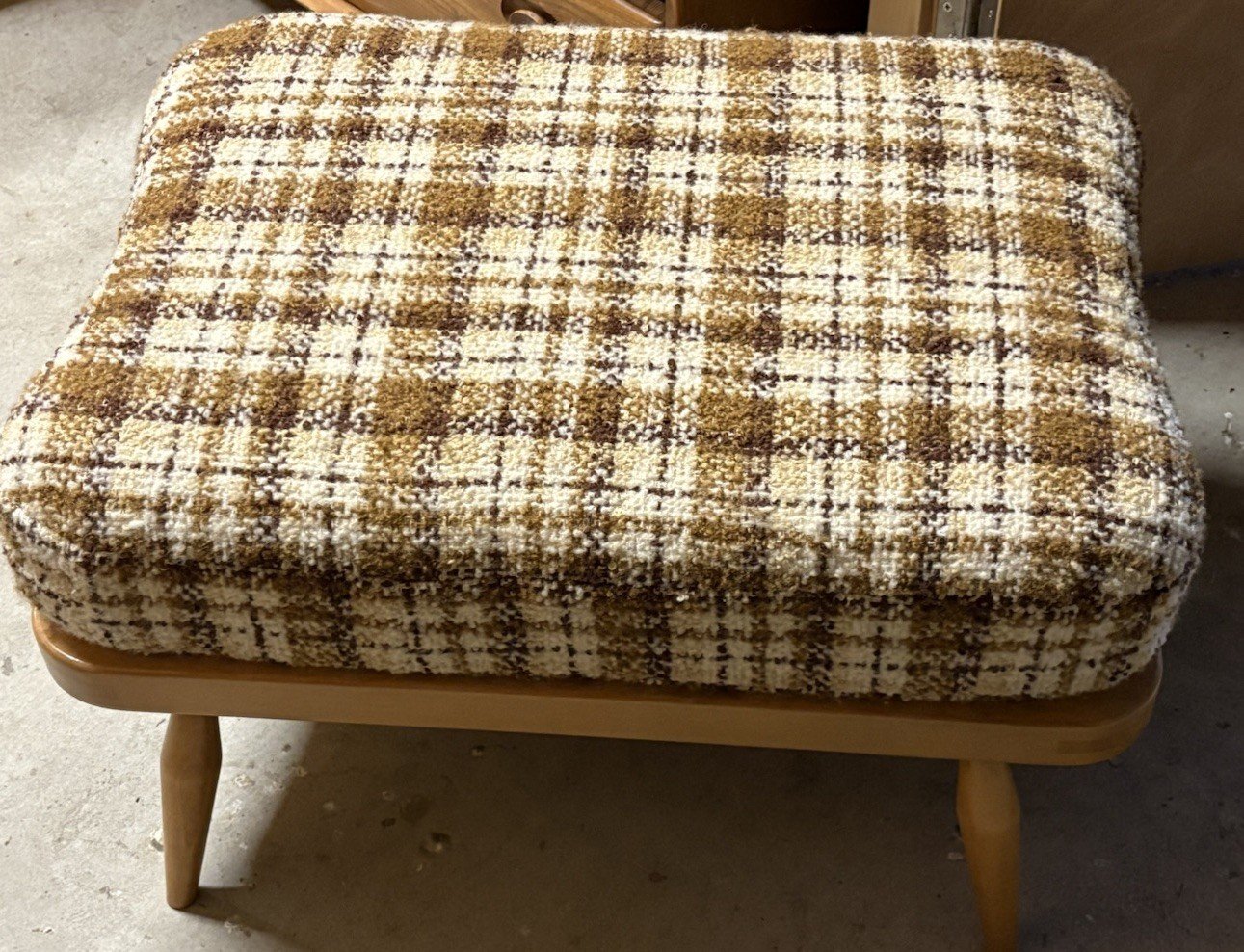 s-l1600-1527.jpg Vintage Ercol Foot Stool Retro Beech Ottoman with Original Cushion - Image 1