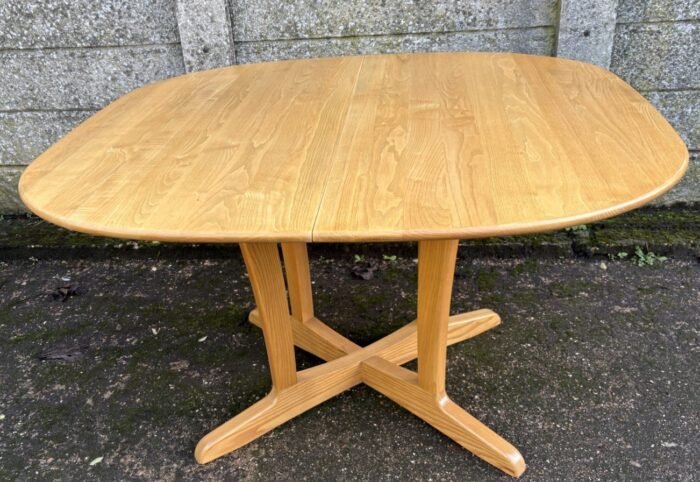 Ercol Chester Extending Dining Table Solid Elm & Beech - Image 4