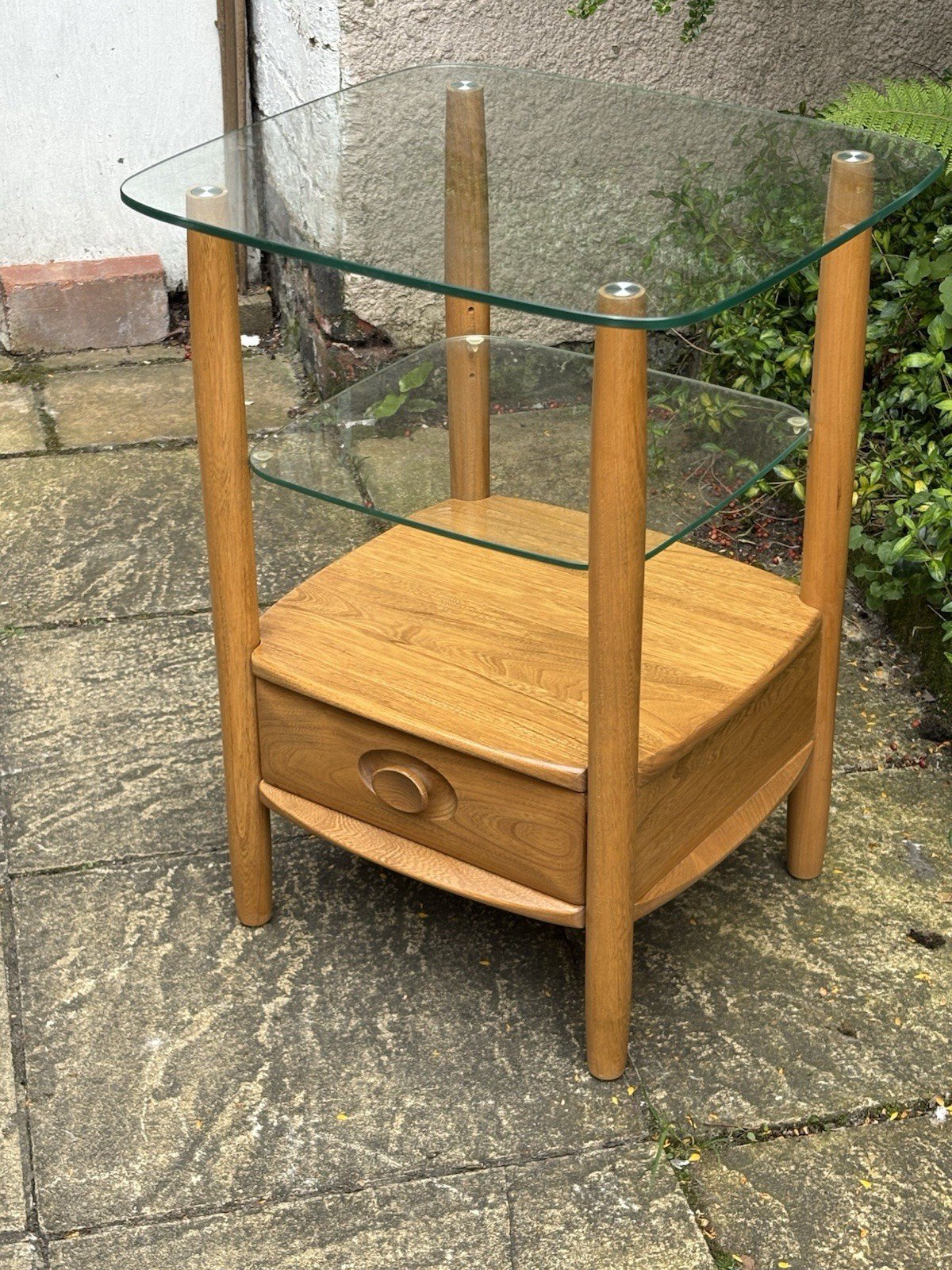 s-l1600-172.jpg MODERN RARE ERCOL LAMP TABLE - Image 1