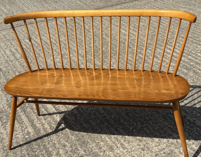 STUNNING RARE ERCOL LOVE SEAT BENCH - Image 2