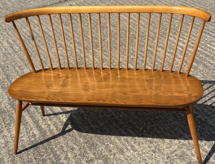 STUNNING RARE ERCOL LOVE SEAT BENCH - Image 3