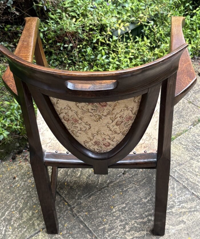 Fine Arts & Crafts Oak Armchair - Image 5