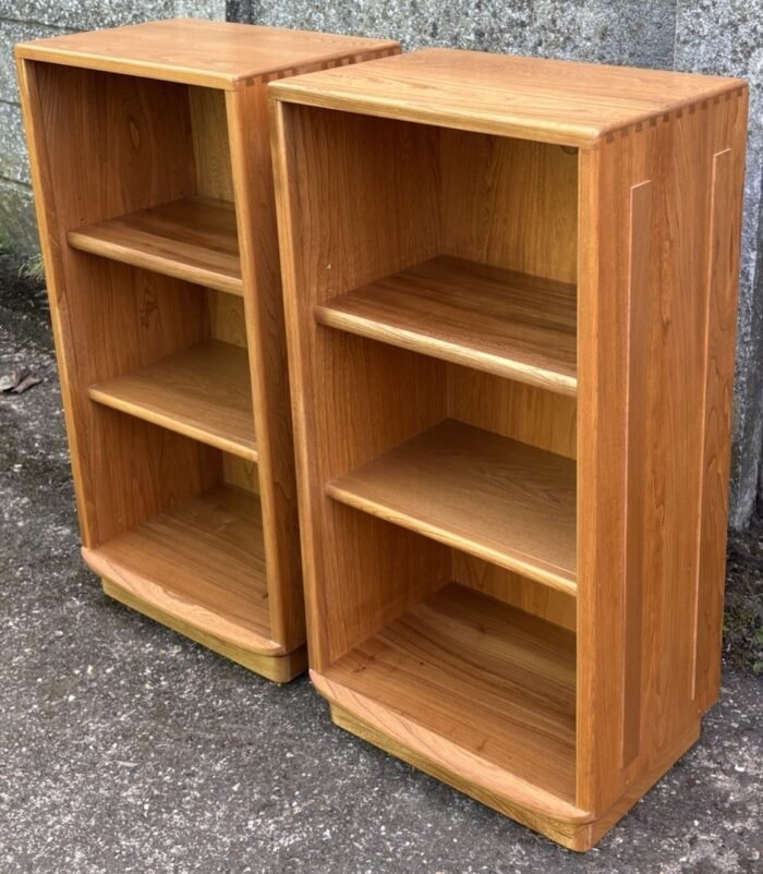 Rare Slim Ercol Windsor Bookcase - Image 2
