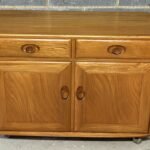 FINE RETRO TWO DOOR ERCOL SIDEBOARD VINTAGE ELM FURNITURE