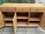 MODERN ERCOL 3 DOOR HIGHBOARD SIDEBOARD - Image 5