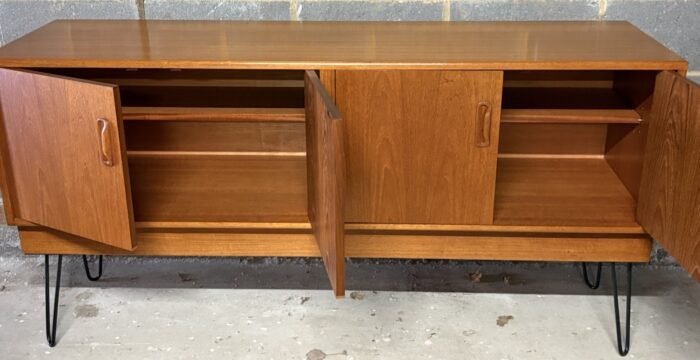 SUPERB RETRO G PLAN DANISH STYLE TEAK SIDEBOARD - Image 5