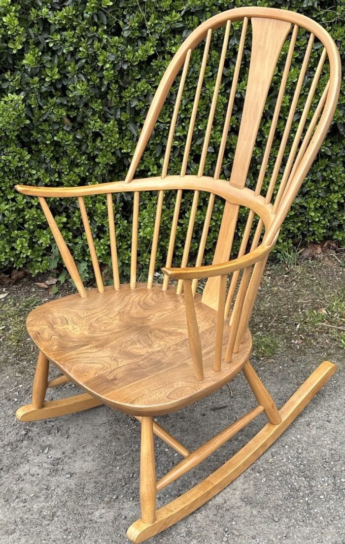 FINE ERCOL CHAIRMAKERS ARMCHAIR CLEAN CONDITION - Image 5