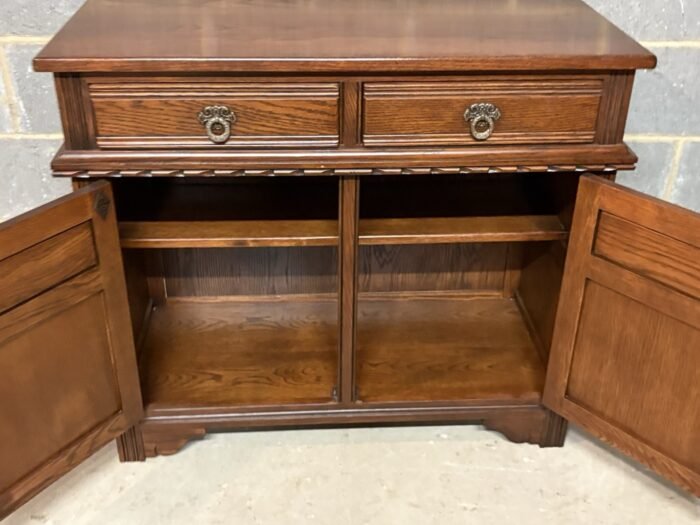 Old Charm Oak Hertford Sideboard - Image 3
