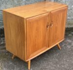FINE RETRO ERCOL TWO DOOR SIDEBOARD - Image 5