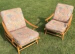 RARE ERCOL 442 PAIR OF ARMCHAIRS WITH MATCHING STOOL - Image 3