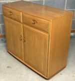 Fine Modern Ercol 3 Door Highboard Sideboard - Image 5