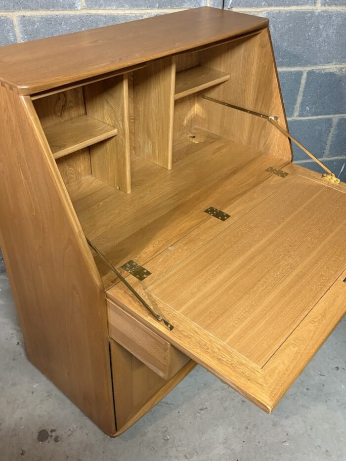 Very Clean Modern Ercol Writing Bureau Desk Cabinet - Image 2