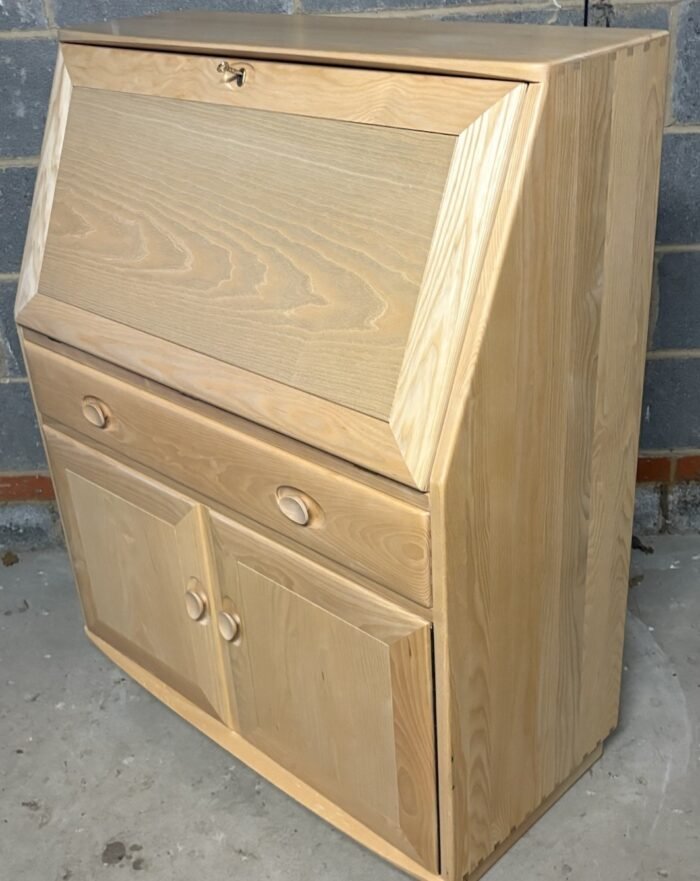 Fine Modern Ercol Writing Bureau Desk Cabinet - Image 2
