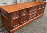 SUPERB SOLID OAK OLD CHARM LOW MEDIA SIDEBOARD - Image 4