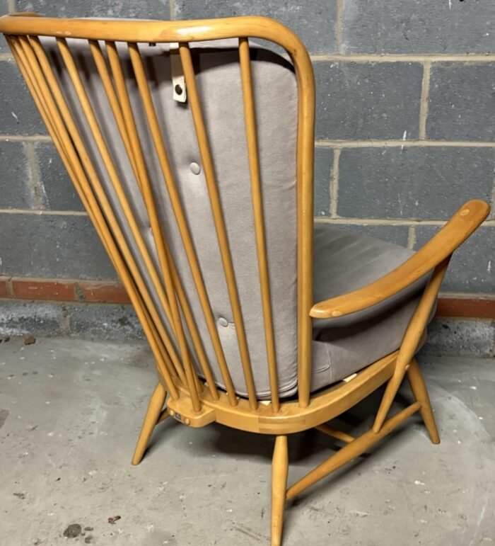 FINE RETRO ERCOL EVERGREEN ARMCHAIR - Image 5