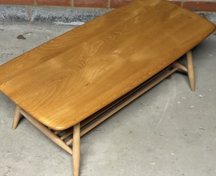 SUPERB RETRO ERCOL COFFEE TABLE - Image 3