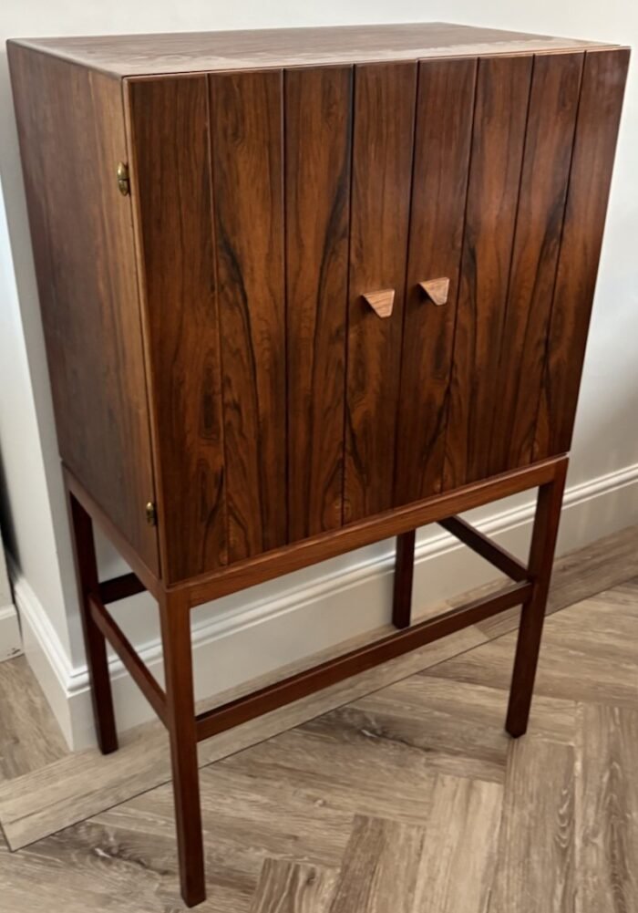 VERY RARE RETRO ROSEWOOD DANISH KURT OSTERVIG DRINKS CABINET - Image 2