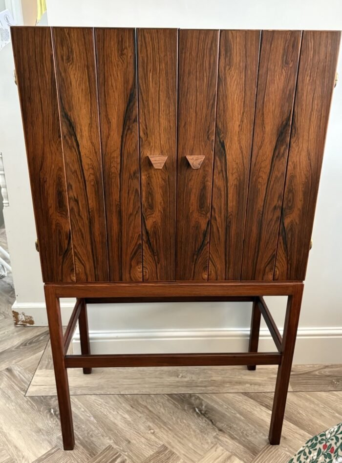 VERY RARE RETRO ROSEWOOD DANISH KURT OSTERVIG DRINKS CABINET - Image 4