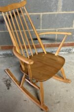 FINE RARE ERCOL GOLDSMITHS ROCKING ARMCHAIR - Image 5