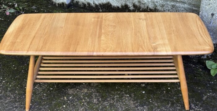 SUPERB RETRO ERCOL COFFEE TABLE - Image 5