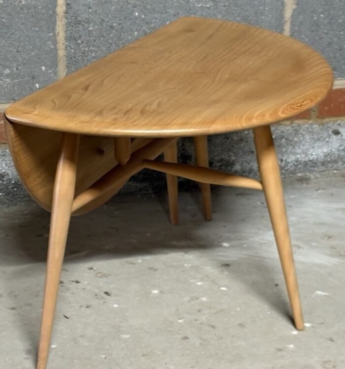SMALL RARE RETRO ERCOL COFFEE TABLE - Image 2